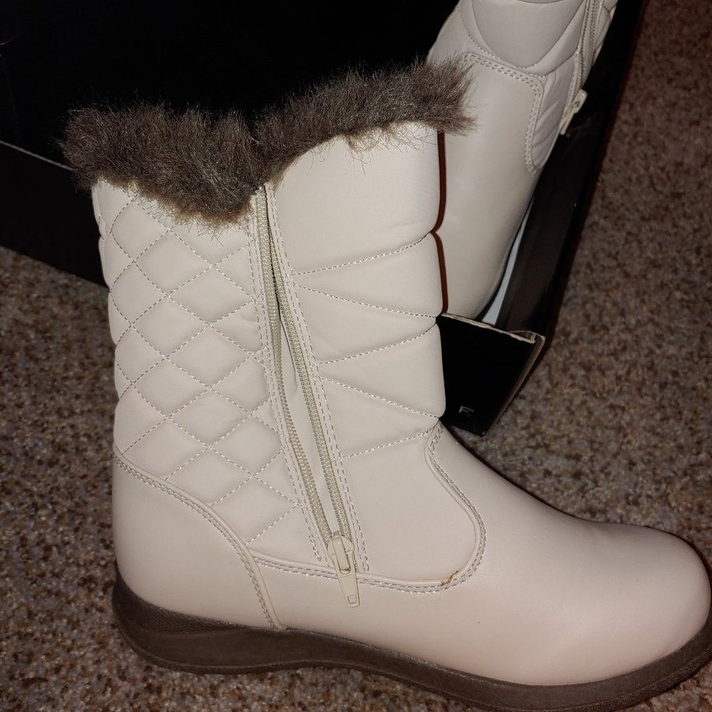 boots - Picture 5 of 5